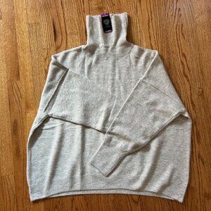 Vince Camuto Silver Heather Sweater - Super Soft and Plush NWT